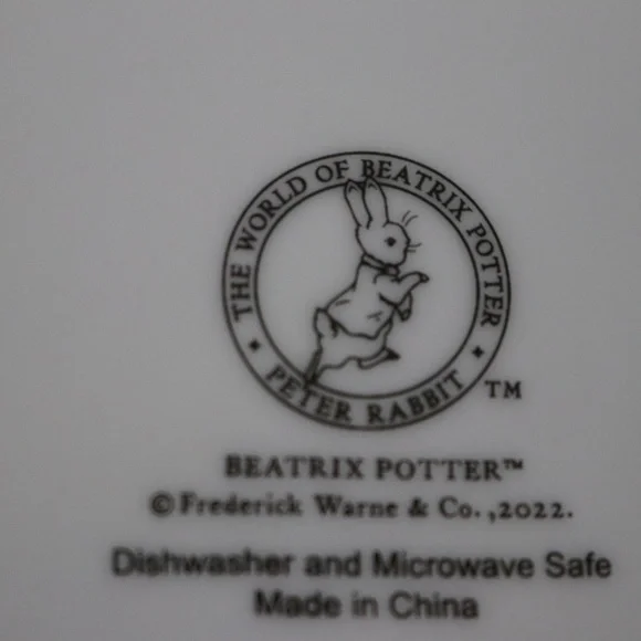 BEATRIX POTTER PETER BUNNY RABBIT EASTER DINNER PLATES - S/4 - NEW